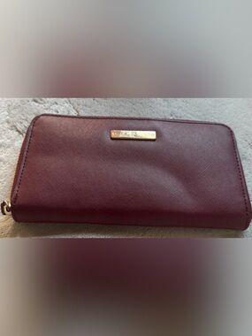 NY&Co Women’s Zip-Around Wallet - Burgundy